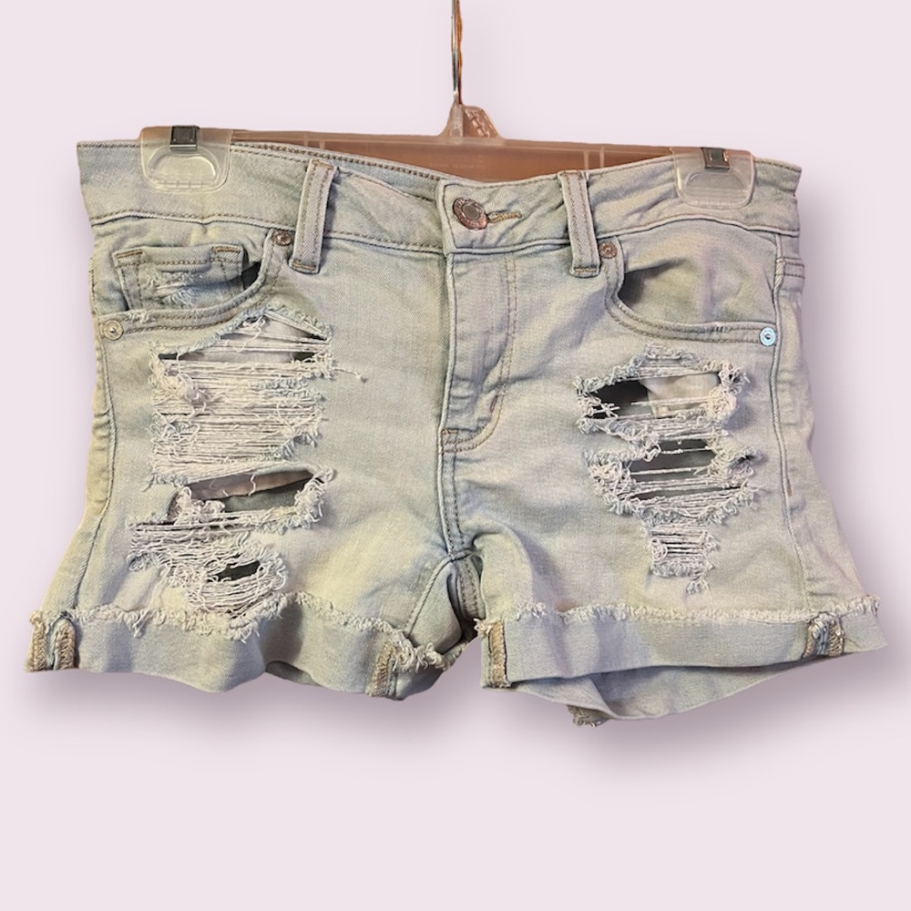 american eagle light wash denim shorts